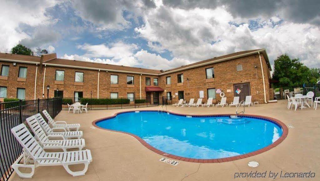 Red Roof Inn Charlotte - University Exterior photo